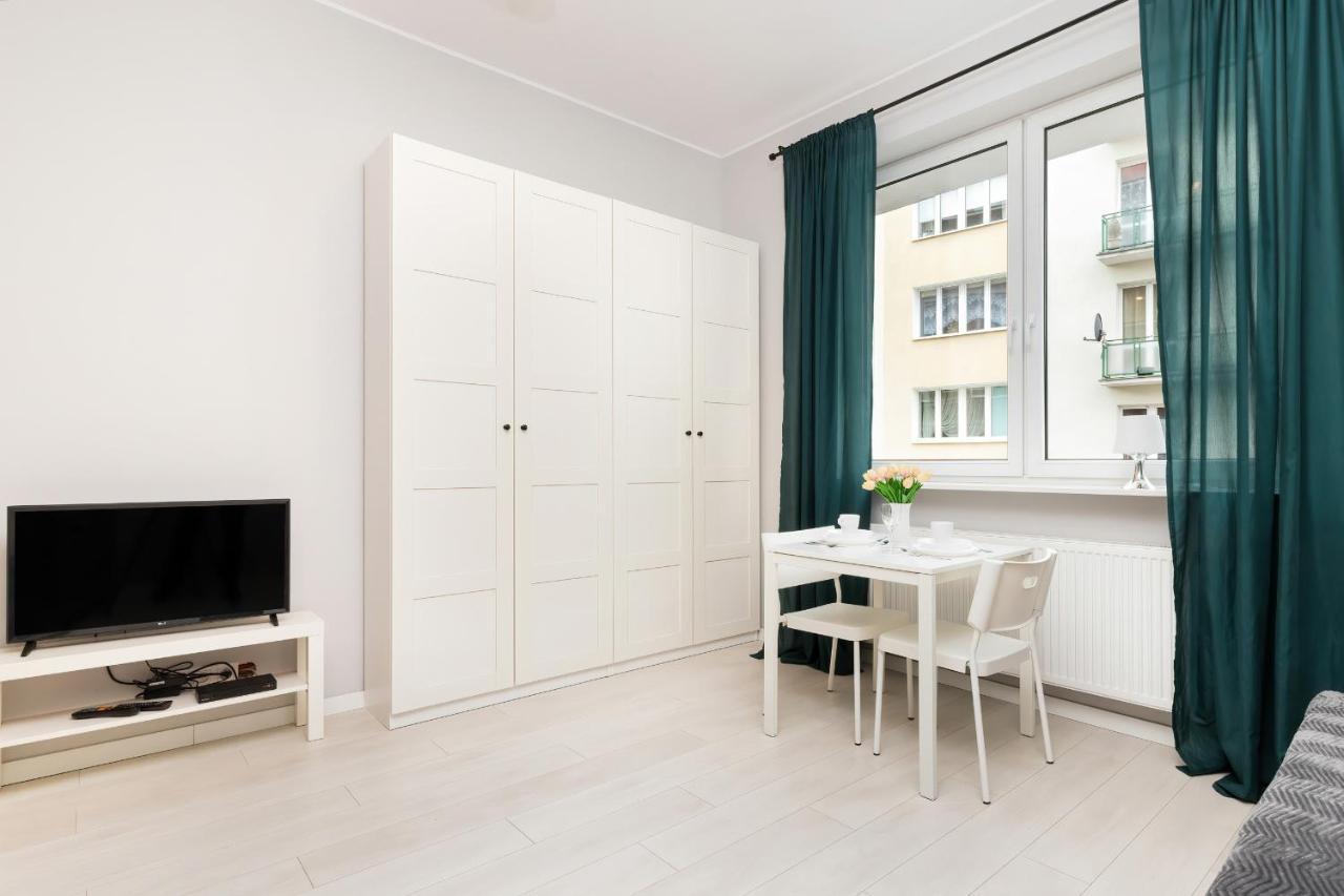 Apartments Gdynia Abrahama By Noclegi Renters Exteriör bild